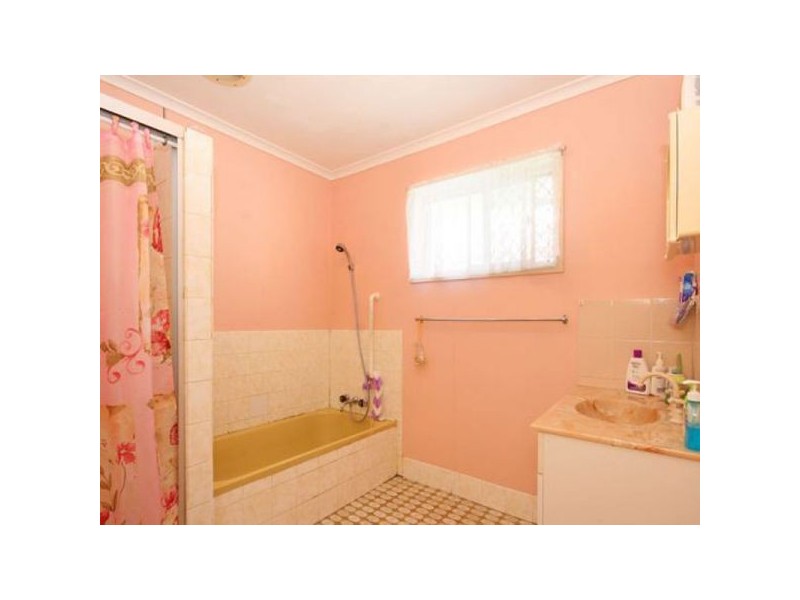 4 Leandi Drive, Deception Bay QLD 4508