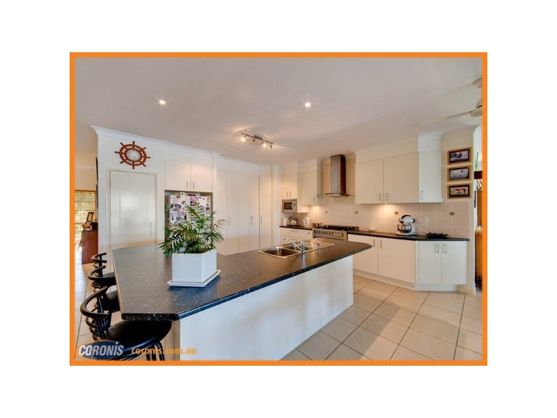 42 Topsail Court, Banksia Beach QLD 4507