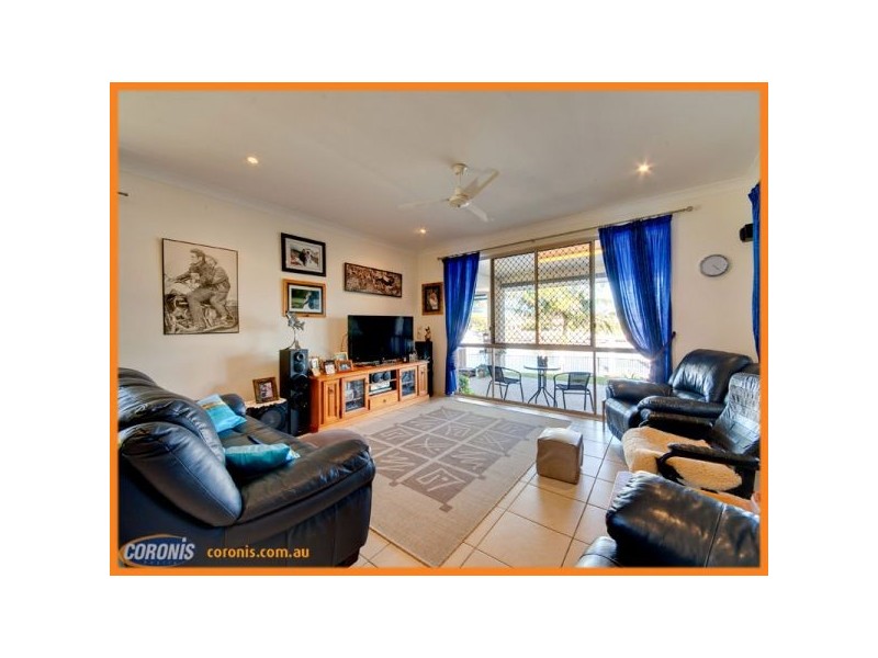 42 Topsail Court, Banksia Beach QLD 4507