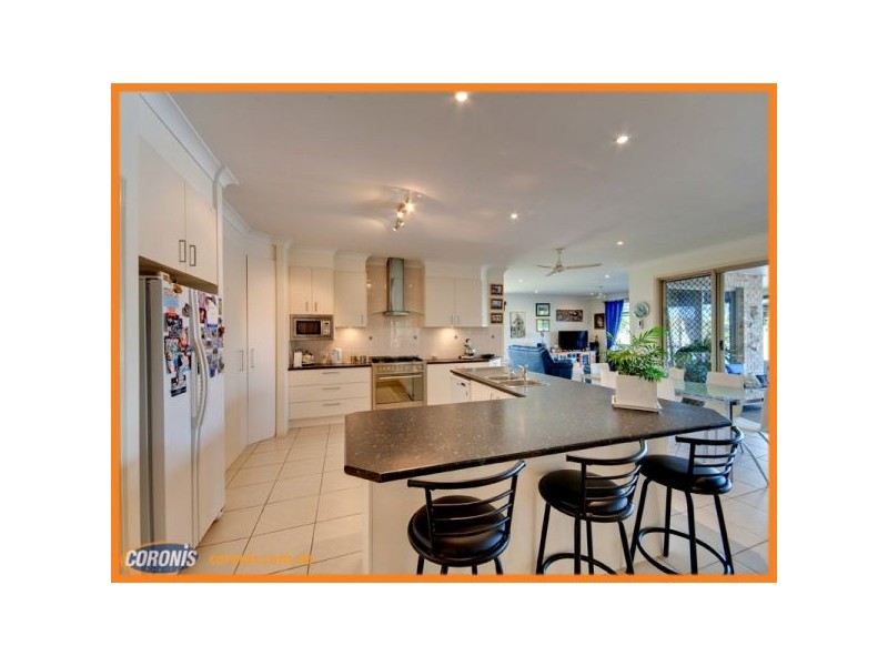 42 Topsail Court, Banksia Beach QLD 4507