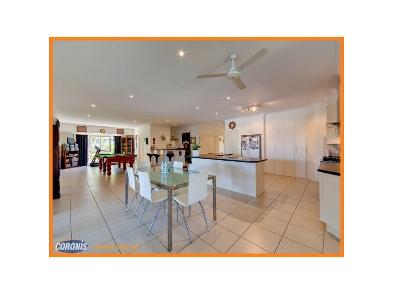 42 Topsail Court, Banksia Beach QLD 4507