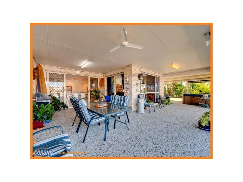42 Topsail Court, Banksia Beach QLD 4507