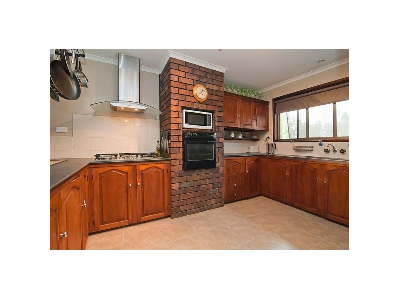 7 Quondare Court, Springwood QLD 4127