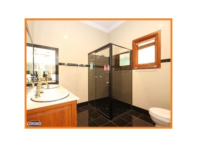 24 Vores Road, Whiteside QLD 4503