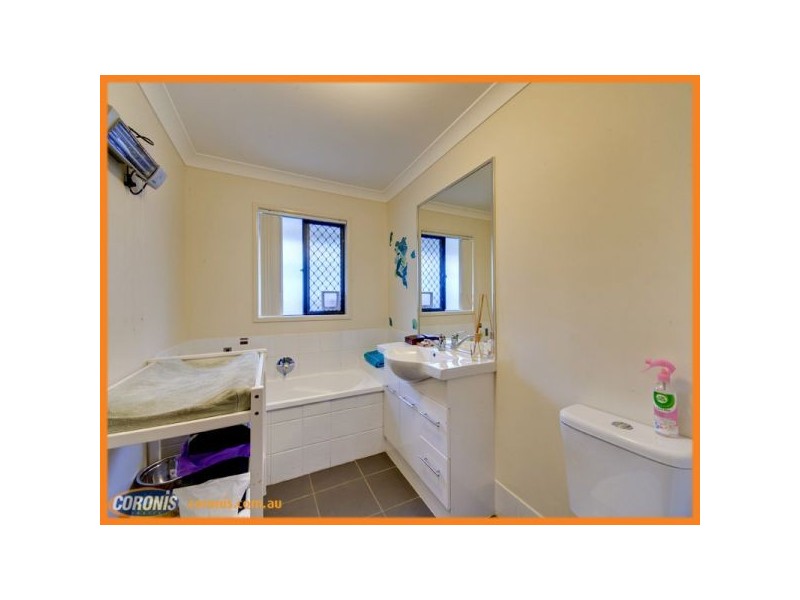 2 Ponting Place, Bracken Ridge QLD 4017