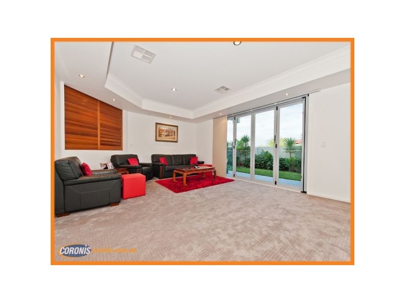 1 Mark Townend Link, Daisy Hill QLD 4127