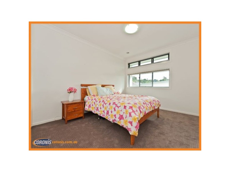 1 Mark Townend Link, Daisy Hill QLD 4127
