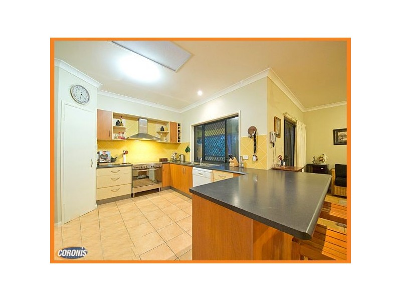11 Tinaroo Court, Albany Creek QLD 4035