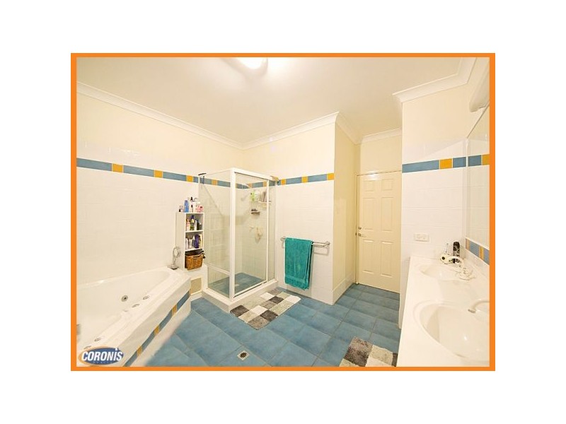 11 Tinaroo Court, Albany Creek QLD 4035