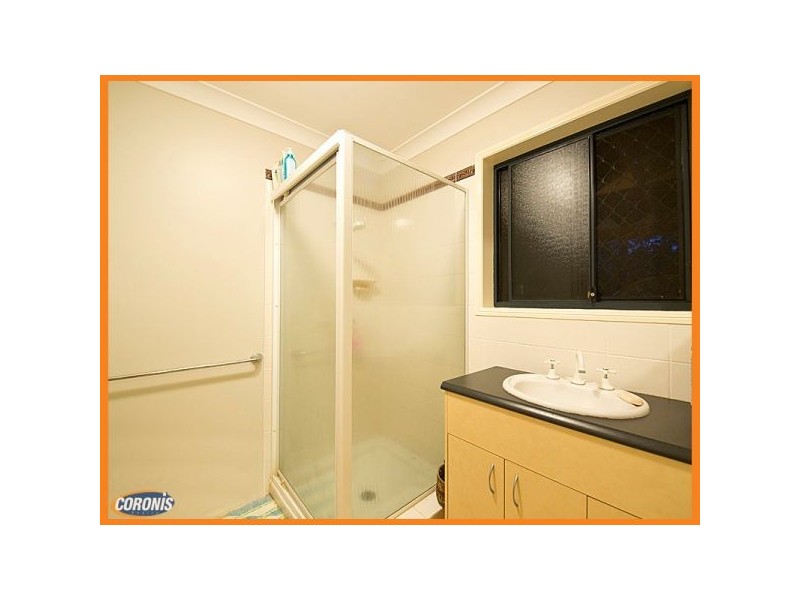 11 Tinaroo Court, Albany Creek QLD 4035