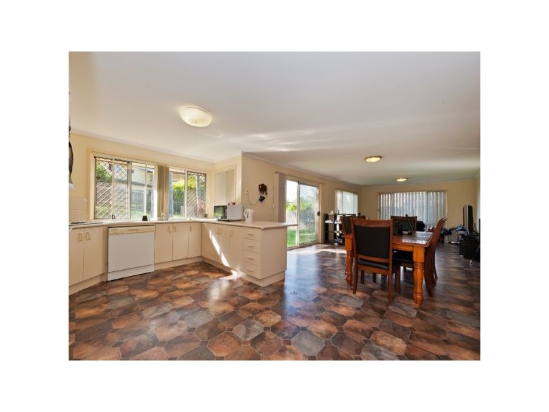 7 Trusan Place, Tanah Merah QLD 4128