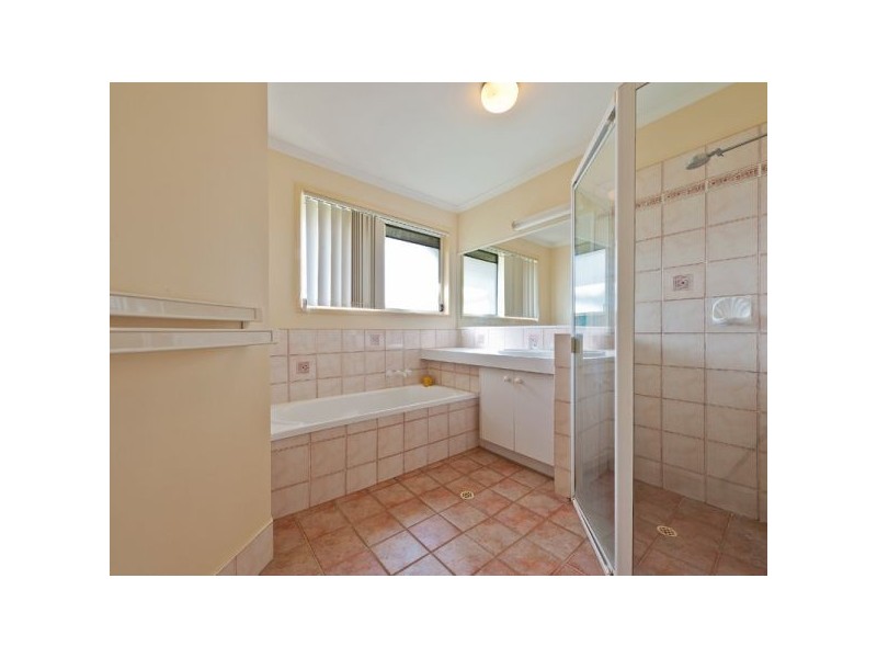 7 Trusan Place, Tanah Merah QLD 4128