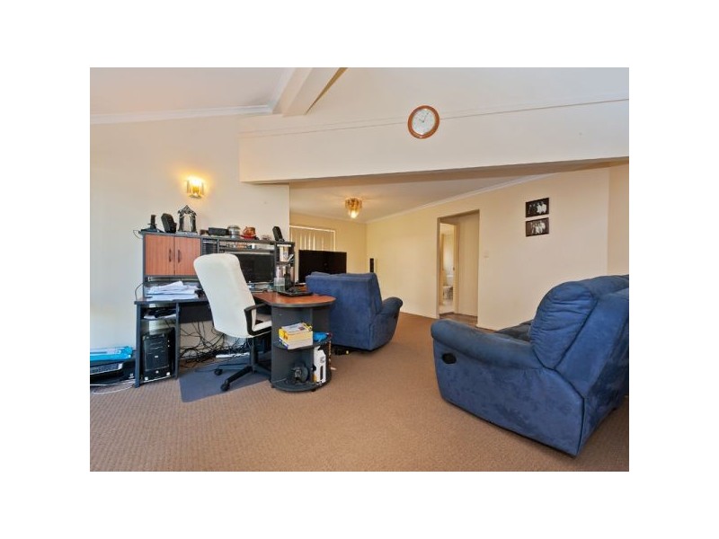 7 Trusan Place, Tanah Merah QLD 4128