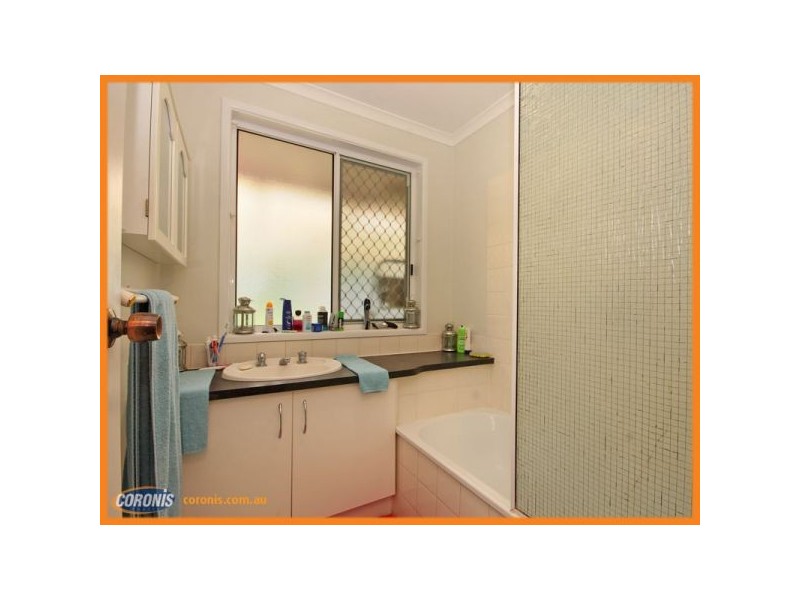19 Lyndal Court, Morayfield QLD 4506