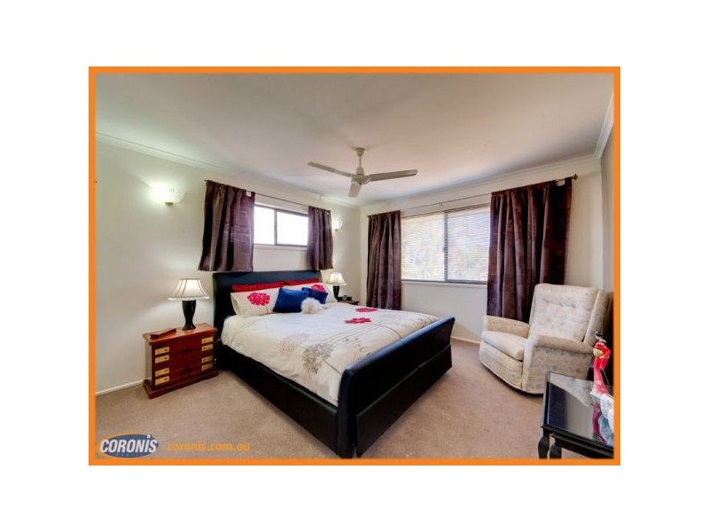12 Carter Court, Sandstone Point QLD 4511