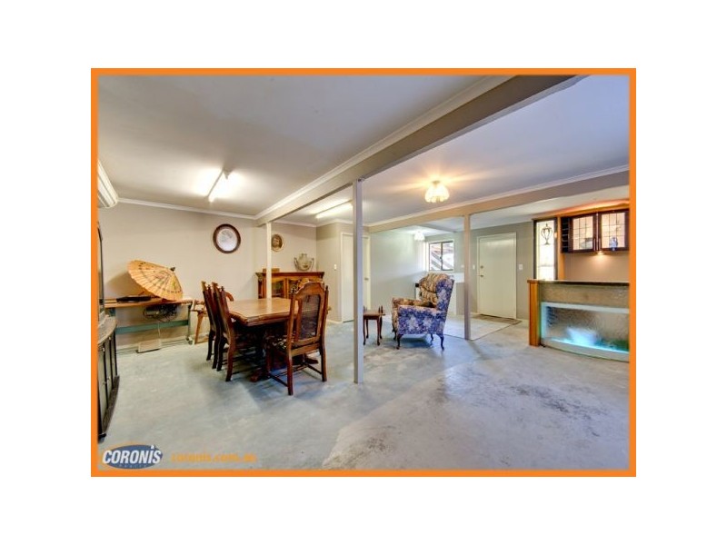12 Carter Court, Sandstone Point QLD 4511