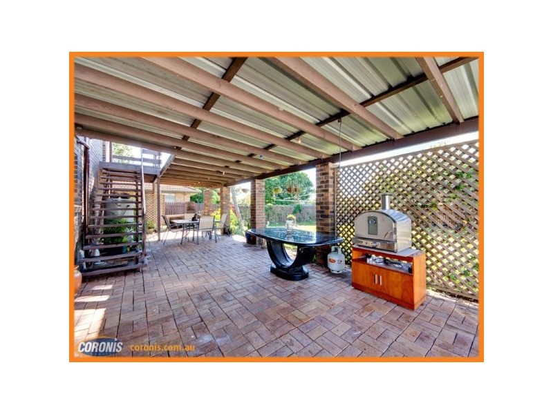 12 Carter Court, Sandstone Point QLD 4511