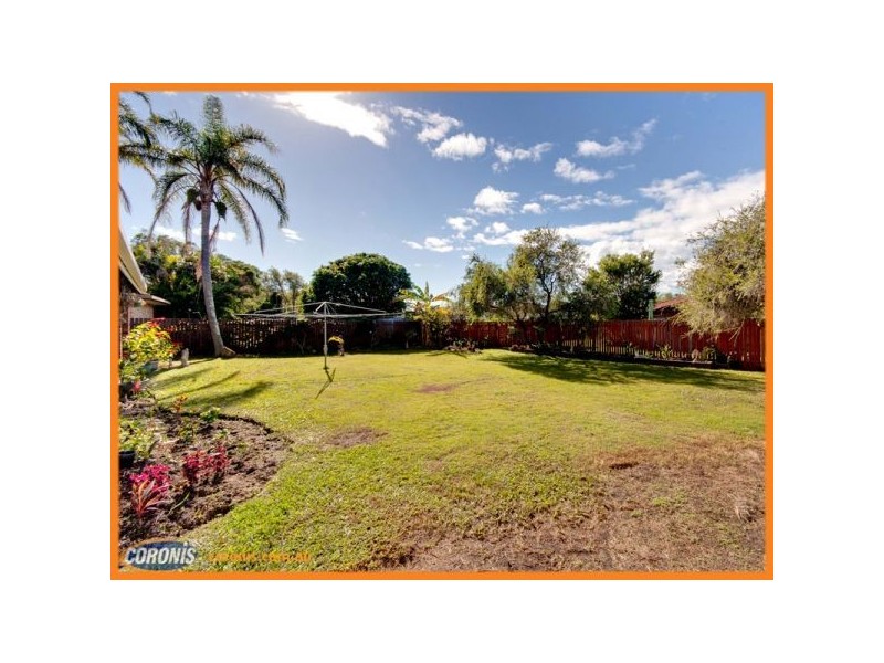 12 Carter Court, Sandstone Point QLD 4511
