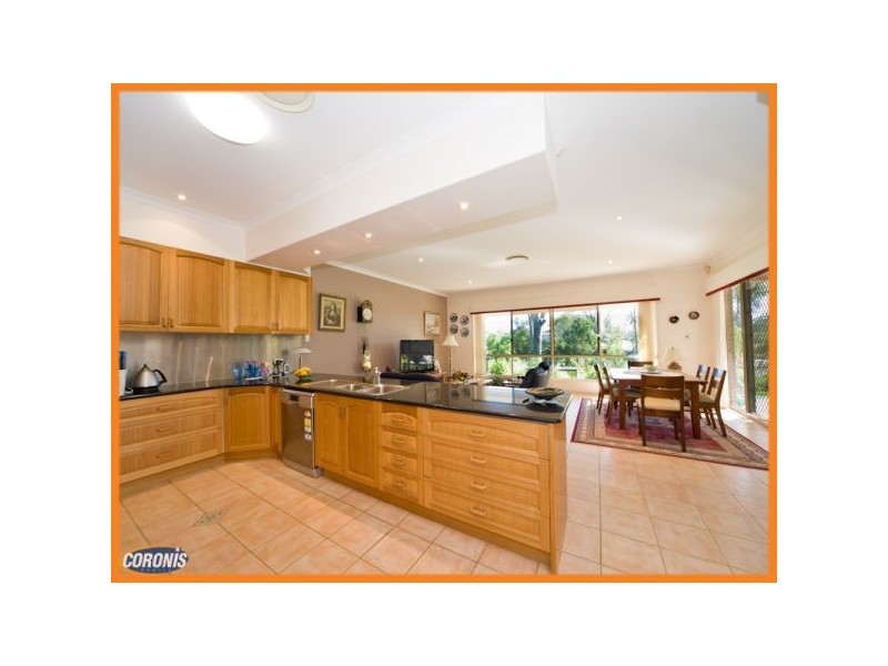 69 Daintree Place, Riverhills QLD 4074