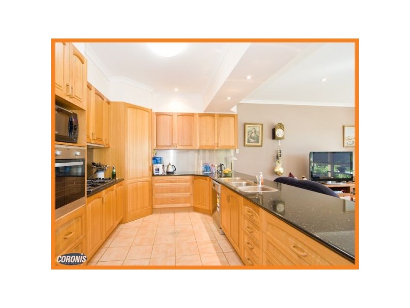 69 Daintree Place, Riverhills QLD 4074