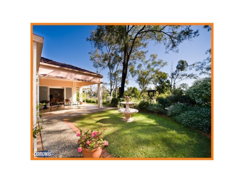 69 Daintree Place, Riverhills QLD 4074