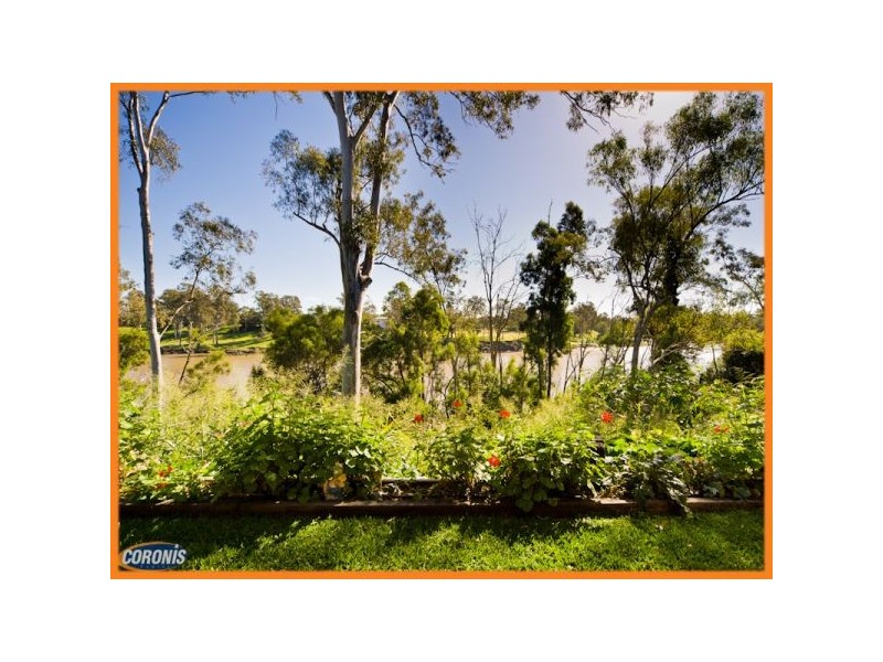 69 Daintree Place, Riverhills QLD 4074