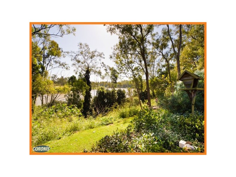 69 Daintree Place, Riverhills QLD 4074