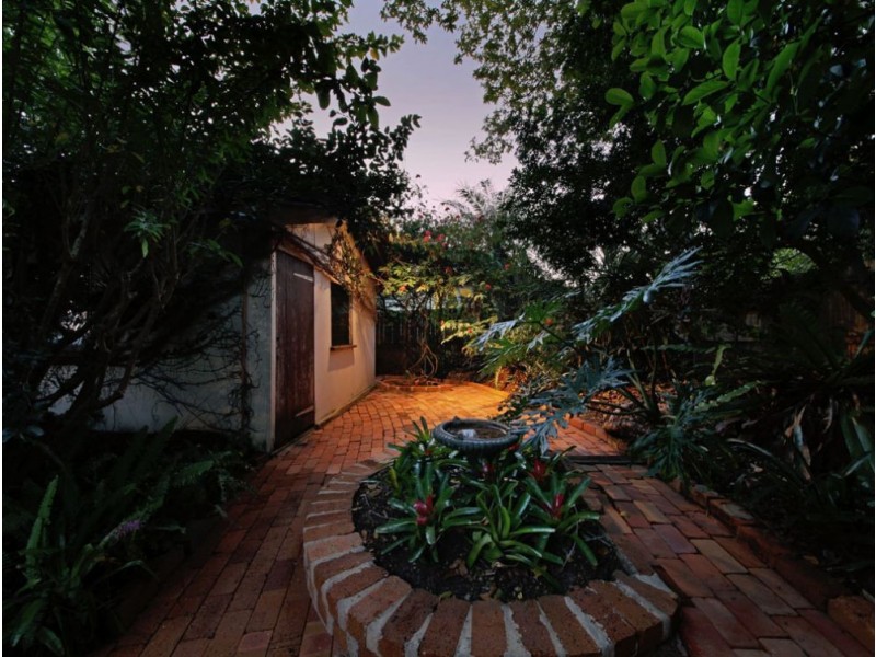 2 Munster Street, Brighton QLD 4017