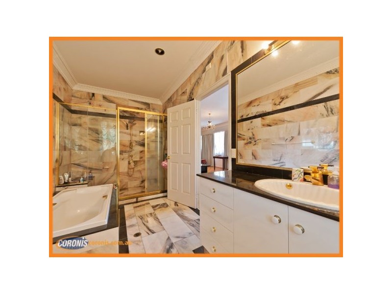 9 Nakula Street, Gaven QLD 4211