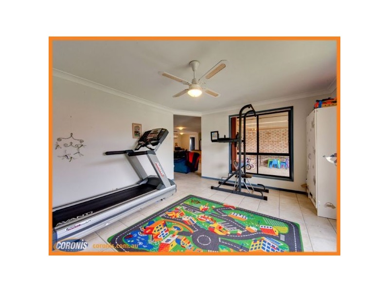 82 Charolais Crescent, Upper Kedron QLD 4055