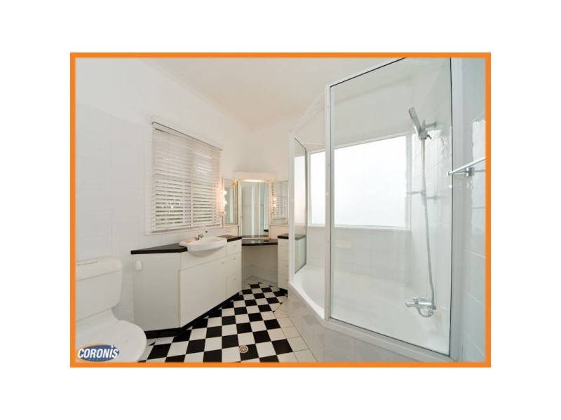 401 Wynnum North Road, Wynnum QLD 4178