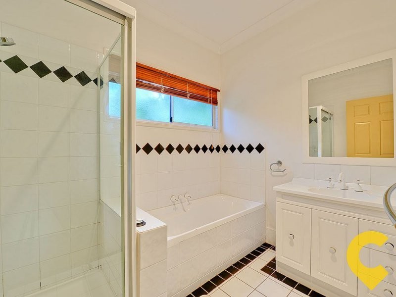 18 Picot Street, Kelvin Grove QLD 4059