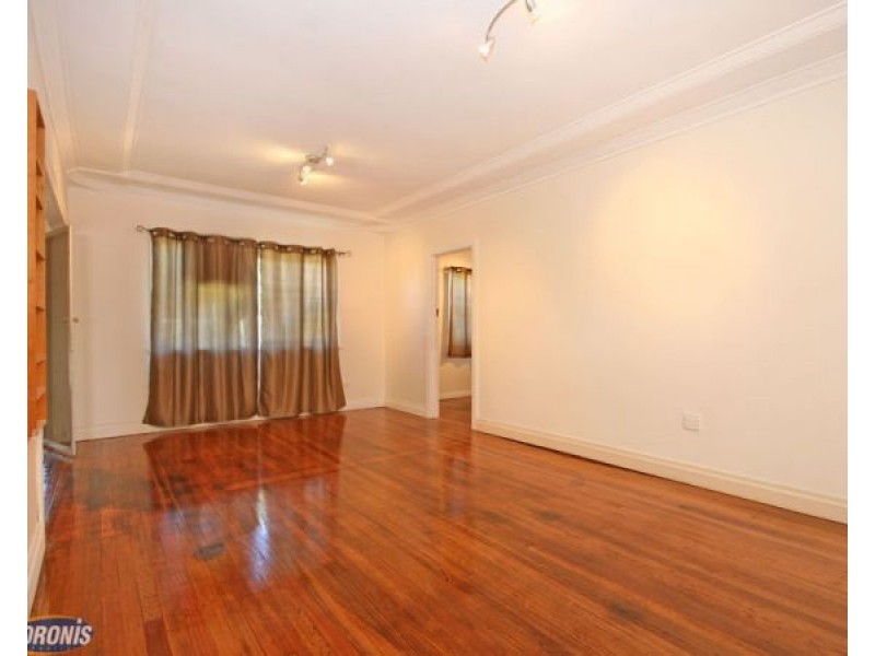 6 Midson Street, Stafford QLD 4053