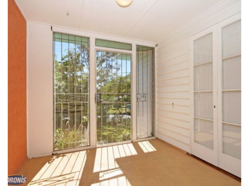 6 Midson Street, Stafford QLD 4053