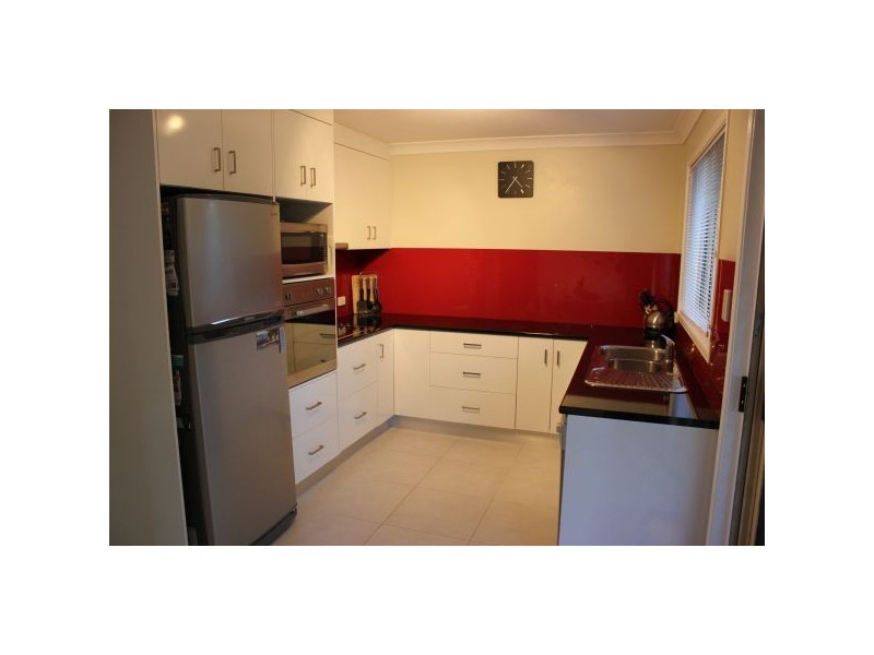 18/12 Crosby Avenue, Arana Hills QLD 4054