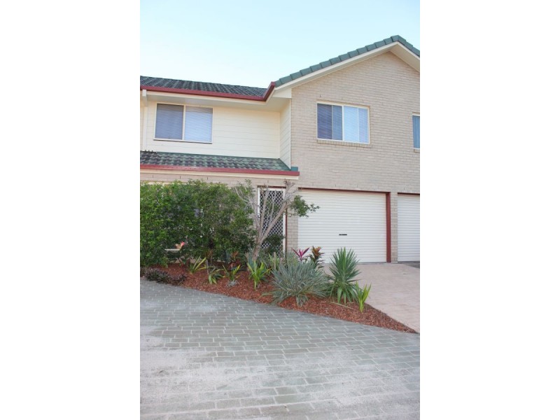 18/12 Crosby Avenue, Arana Hills QLD 4054