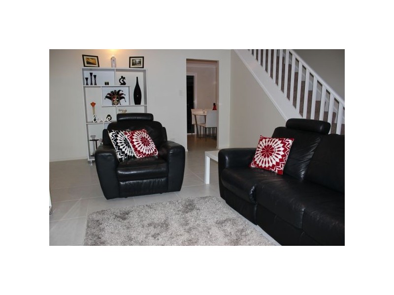 18/12 Crosby Avenue, Arana Hills QLD 4054