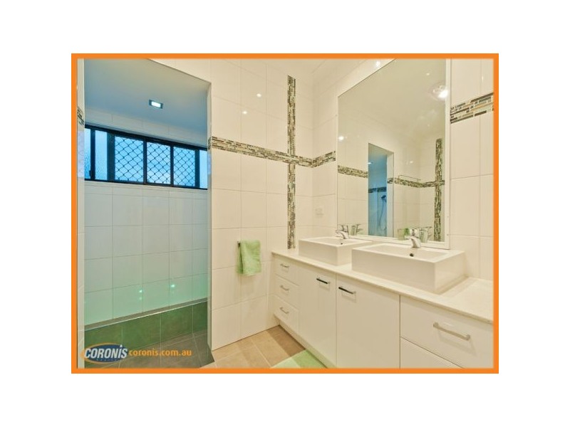 32 Clausen Street, Mount Gravatt East QLD 4122