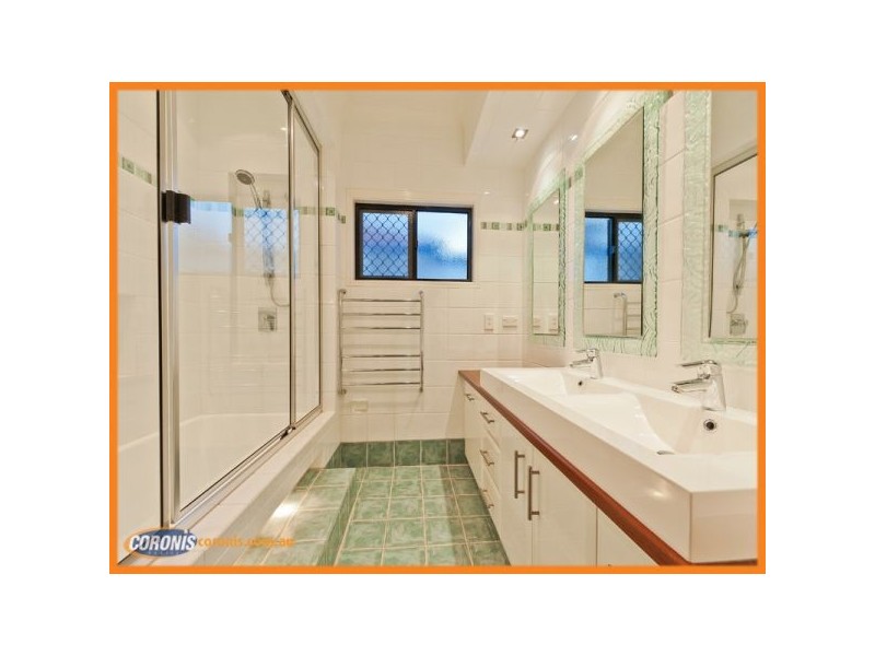 32 Clausen Street, Mount Gravatt East QLD 4122