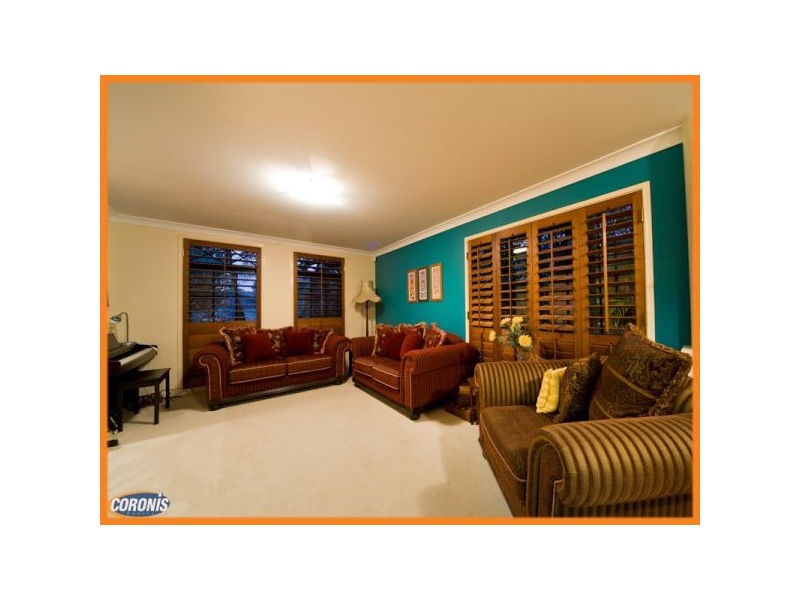 23/15 Abel Smith Crescent, Mount Ommaney QLD 4074