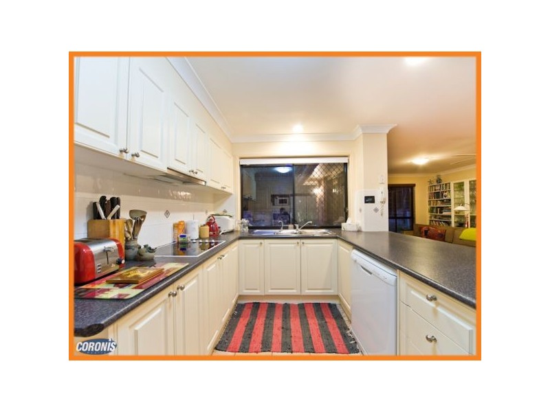 23/15 Abel Smith Crescent, Mount Ommaney QLD 4074