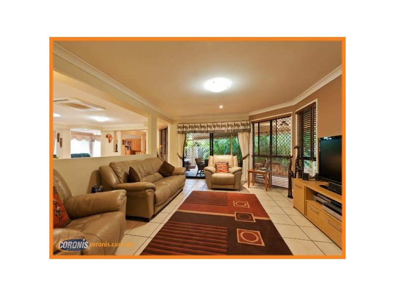 8 The Heights, Underwood QLD 4119