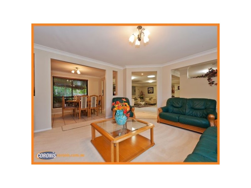 8 The Heights, Underwood QLD 4119