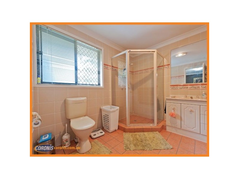 8 The Heights, Underwood QLD 4119