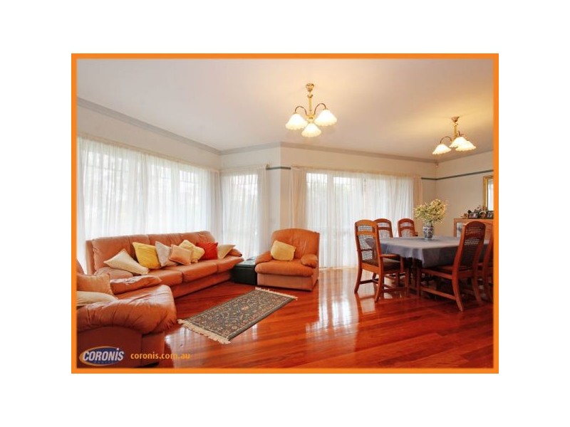 33 Winchcombe Avenue, Murrumba Downs QLD 4503
