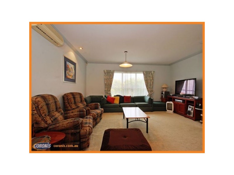 33 Winchcombe Avenue, Murrumba Downs QLD 4503