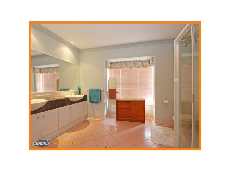 33 Winchcombe Avenue, Murrumba Downs QLD 4503
