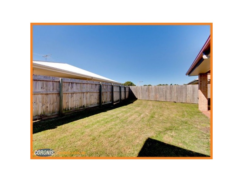 23 Sandstone Boulevard, Ningi QLD 4511