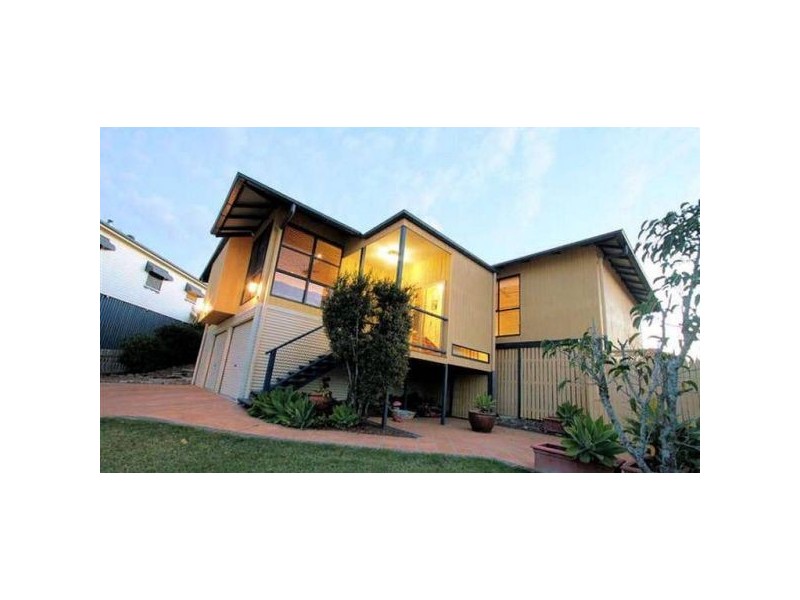 10 Medeo Court, Eatons Hill QLD 4037