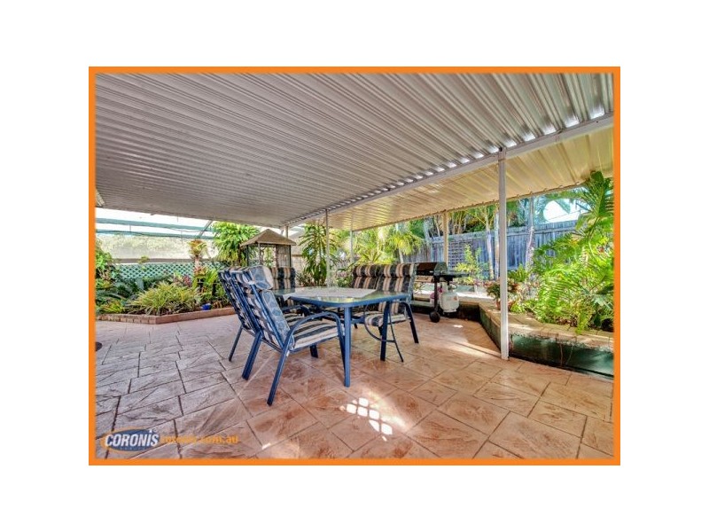 8 Lucida Court, Regents Park QLD 4118